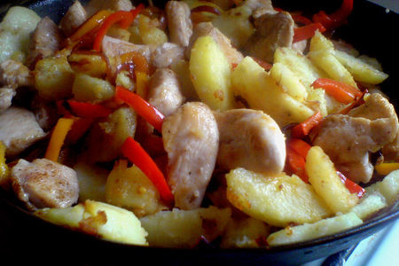 Куриное филе с болгарским перцем и картофелем: шаг 7