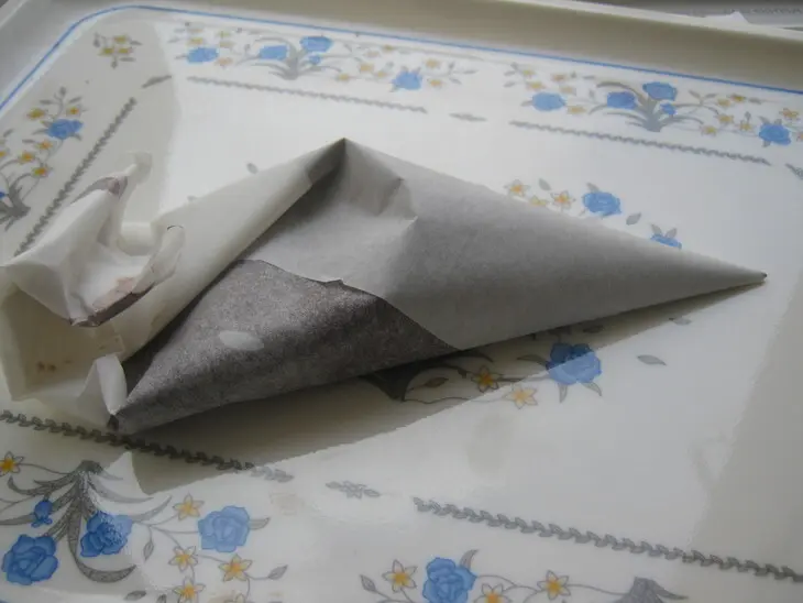 Курага с миндалём в шоколаде (apricot chocolates).: шаг 4