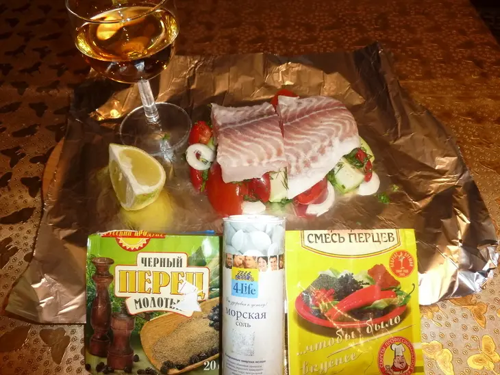 Филе морского языка с овощами, приготовленное в фольге на пару: шаг 5