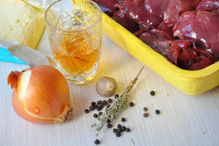 Паштет из куриной печени с апельсиновым желе: шаг 1