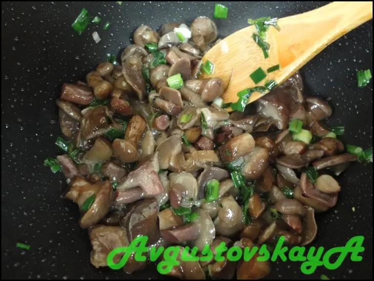 Курочка в чулочке с картофельными шариками на гарнир: шаг 6