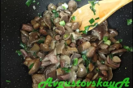 Курочка в чулочке с картофельными шариками на гарнир: шаг 6