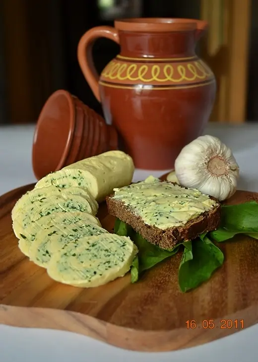 Сливочное масло с черемшой(barlauchbutter): шаг 1