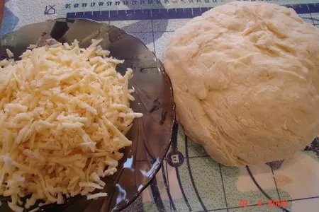 Борщ с черносливом и сырными плюшками: шаг 2