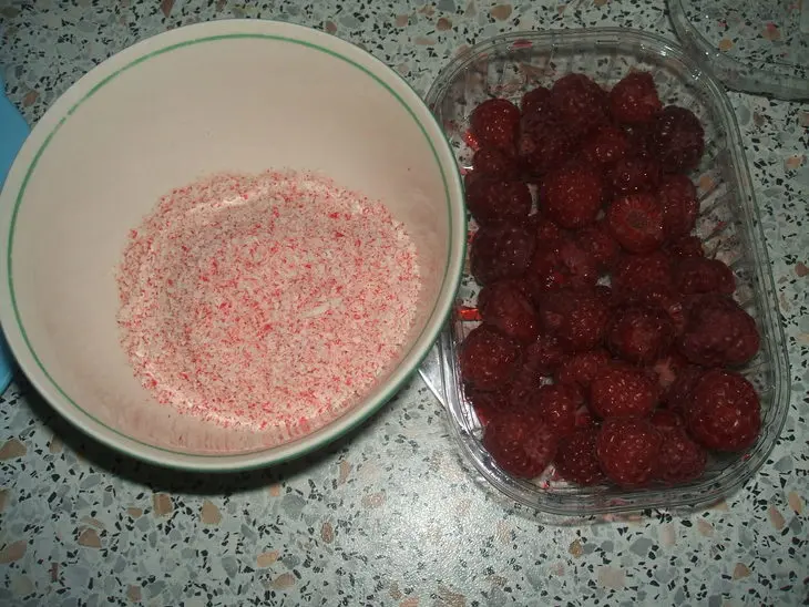Торт шляпка с сюрпризом: шаг 4