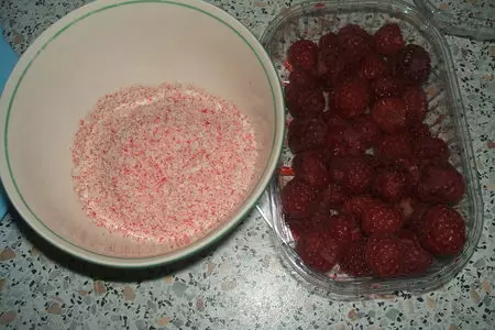 Торт шляпка с сюрпризом: шаг 4