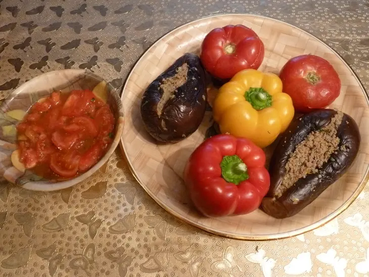 Овощи начиненные мясным фаршем(приготовленные на пару): шаг 6