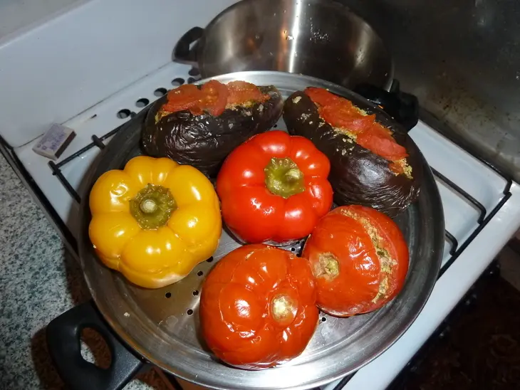 Овощи начиненные мясным фаршем(приготовленные на пару): шаг 10