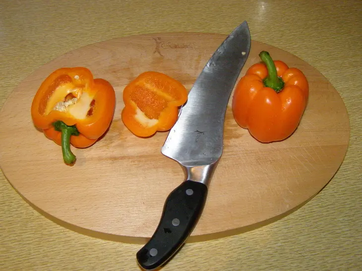 Перец, фаршированный рубленным мясом, приготовленный на пару: шаг 8