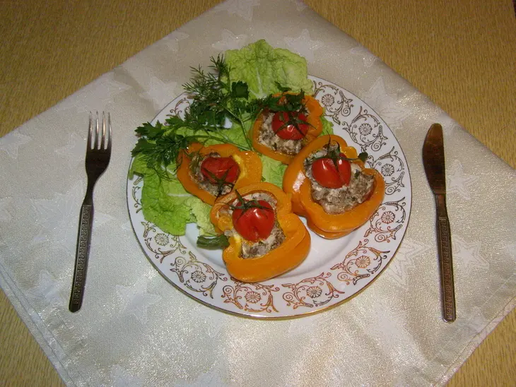 Перец, фаршированный рубленным мясом, приготовленный на пару: шаг 11