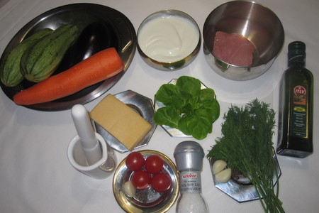 Овощной рулет с мясом индейки в йогуртово-чесночном соусе: шаг 1