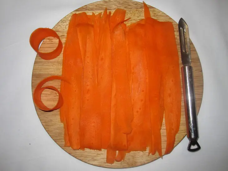 Овощной рулет с мясом индейки в йогуртово-чесночном соусе: шаг 2