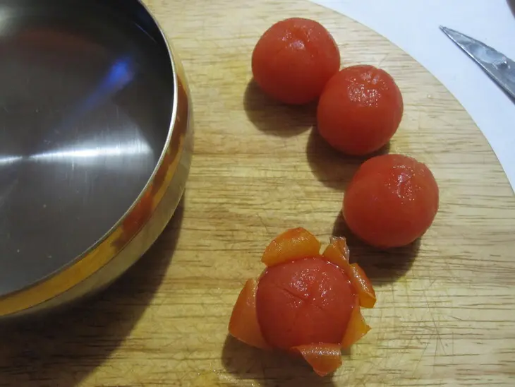 Овощной рулет с мясом индейки в йогуртово-чесночном соусе: шаг 5