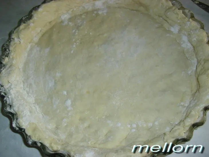 Пирог с грибами и сыром: шаг 4