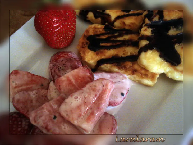 Завтрак для взрослых с клубникой, ликёром, перцем, сливками и "земляничные поляны": шаг 15