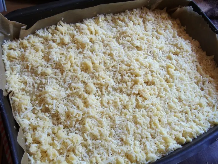 Ананасовый  пирог с кокосовой посыпкой, корицей и кардамоном: шаг 5