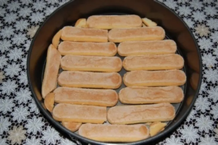 Шоколадно-манговый торт: шаг 16