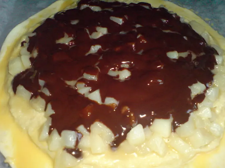 Питивье с шоколадом и карамелизированными грушами/ pithiviers au chocolat et aux poires caramelisees: шаг 6