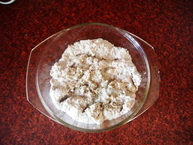 Рулеты с куриным мясом, курагой и черносливом: шаг 3