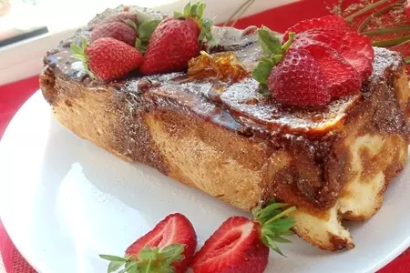 Шоколадный пудинг со сгущенкой, орехами и изюмом: шаг 7