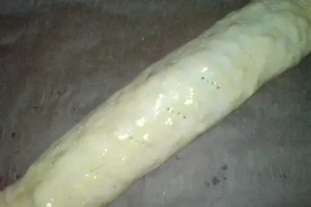 Штрудель с карамелизированными яблоками ,орехами и мороженым: шаг 7
