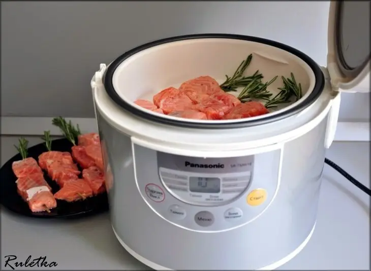 Розмариновые шашлычки из форели с картофельно-сельдереевым пюре и овощным салатом + десерт"трюфель".: шаг 9