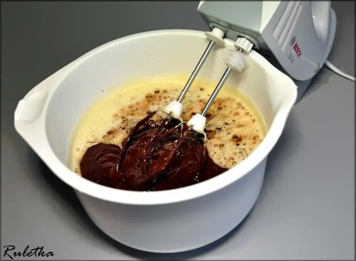 Розмариновые шашлычки из форели с картофельно-сельдереевым пюре и овощным салатом + десерт"трюфель".: шаг 16