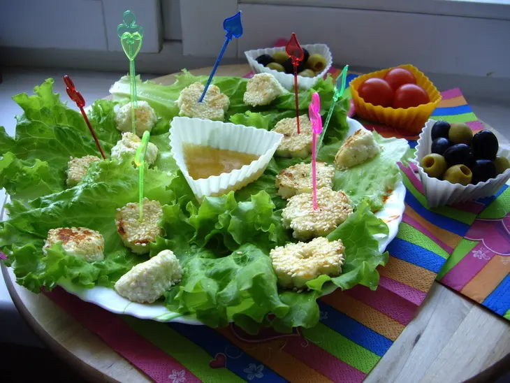 Жареный адыгейский сыр в кунжуте: шаг 2