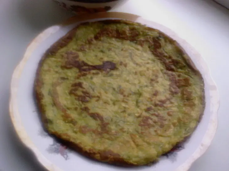 Закусочный торт из кабачков с пастообразным сыром, грибами и зеленью.: шаг 6