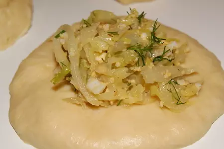 Пирожки с капустой: шаг 6