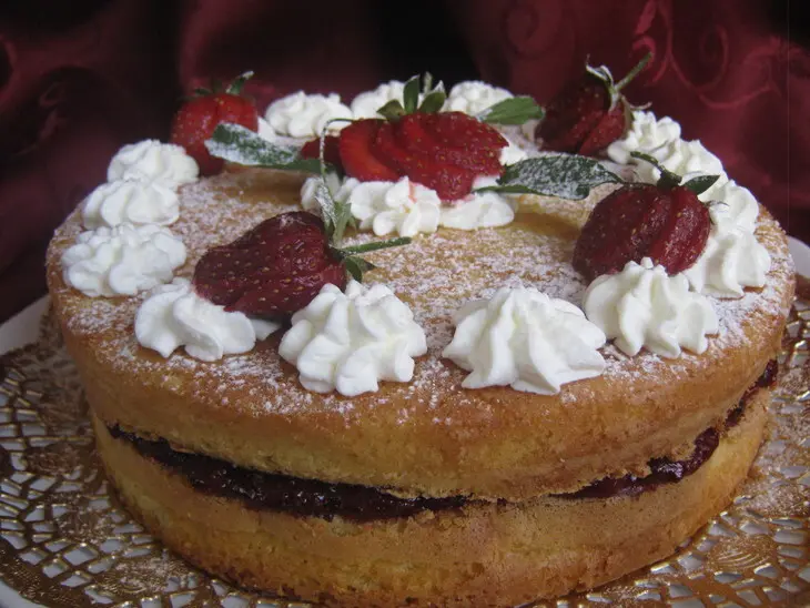 Знаменитая  "виктория" (victoria sponge) для элегантной елены (wereld).: шаг 13