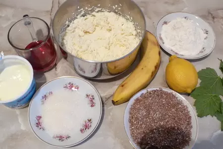Творожный пудинг с банановой начинкой: шаг 1