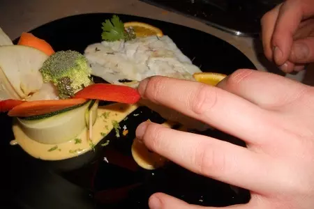 Треска на пару с овощами: шаг 17