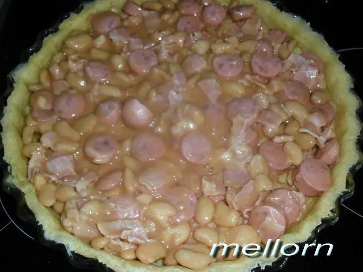 Сырный пирог с фасолью и беконом: шаг 6