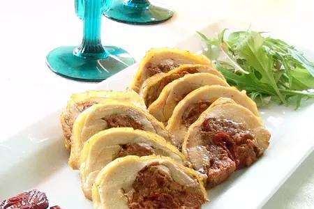 Куриные бедра фаршированные чоризо: шаг 2