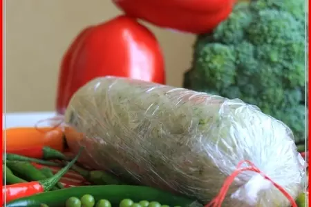 Куриная колбаса на пару с пикантным яблочным соусом: шаг 1