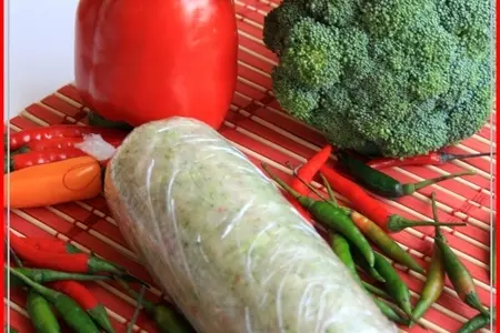 Куриная колбаса на пару с пикантным яблочным соусом: шаг 3