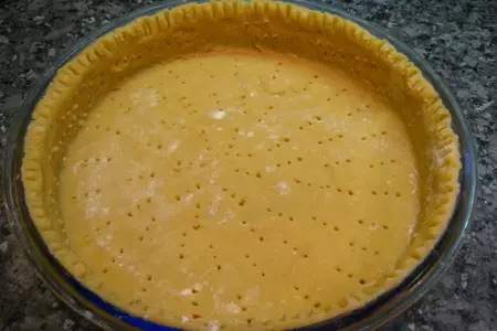 Тарт с шоколадным муссом и бананами: шаг 1
