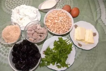 Пудинг из белой фасоли с творогом и черносливом: шаг 1