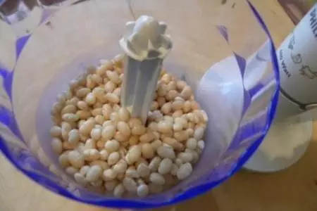 Пудинг из белой фасоли с творогом и черносливом: шаг 5