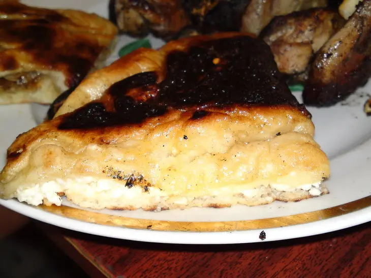 Хачапури с сыром и с зеленью: шаг 2