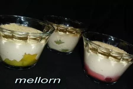 Десерт из запеченной ряженки с фруктами и ягодами: шаг 3