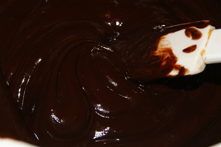 Шоколадно ореховый торт"дуэль": шаг 3