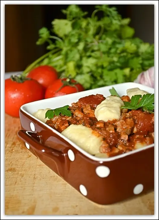 Ньокки в томатно-мясном соусе: шаг 1