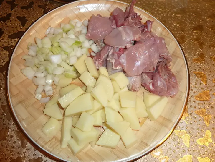 Щи из крапивы: шаг 3