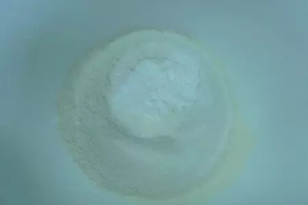 Фруктово-маковые булочки для любого времени суток из имеющихся под рукой ингридиентов: шаг 3