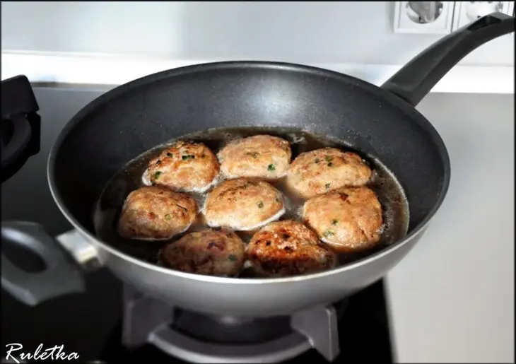 Мясные фрикадельки "львиная голова" для ксю.: шаг 8