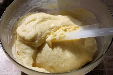 Ароматный пирог с нектаринами и розмарином: шаг 6