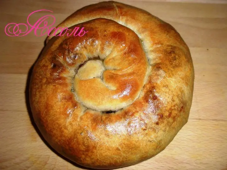 Вертута с орехами и изюмом: шаг 4