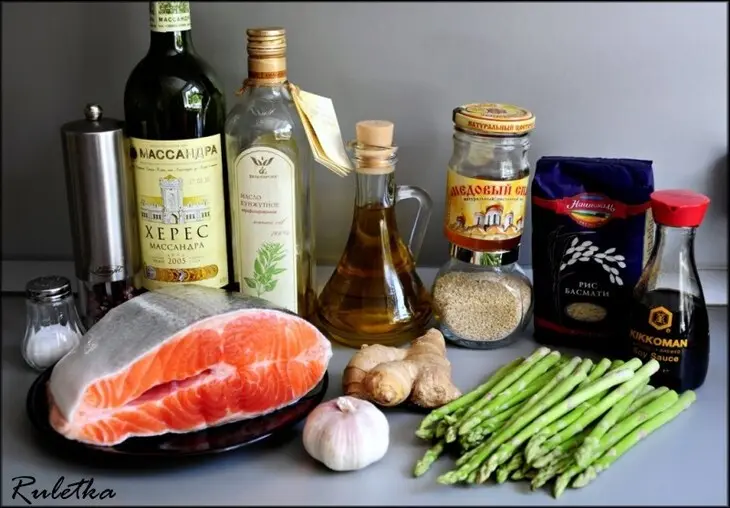 Форель в кисло-сладком соусе с имбирной соломкой.: шаг 1